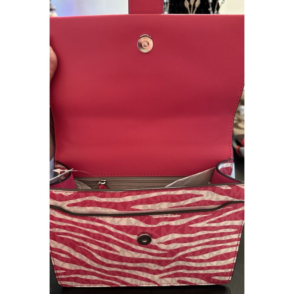 NWT Michael Kors Greenwich Zebra Print Crossbody Bag In Pink & White - Picture 5 of 5